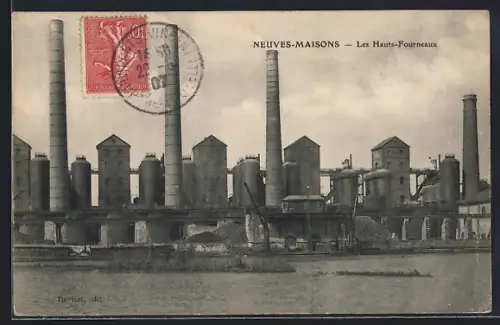 AK Neuves-Maisons, Les Hauts-Fourneaux et la rivière adjacente