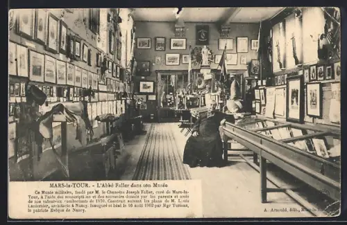 AK Mars-la-Tour, L`Abbé Faller dans son Musée