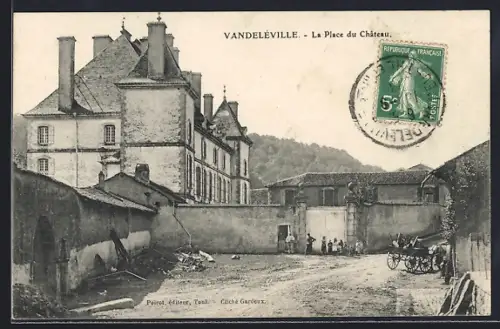 AK Vandeléville, La Place du Château