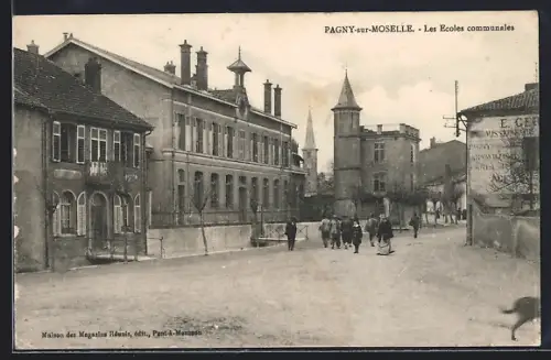 AK Pagny-sur-Moselle, Les Ecoles communales