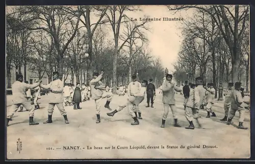 AK Nancy, La boxe sur le Cours Léopold, devant la Statue du général Drouot