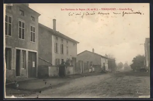 AK Virecourt /M.-et-M., Grande-Rue avec bâtiments résidentiels
