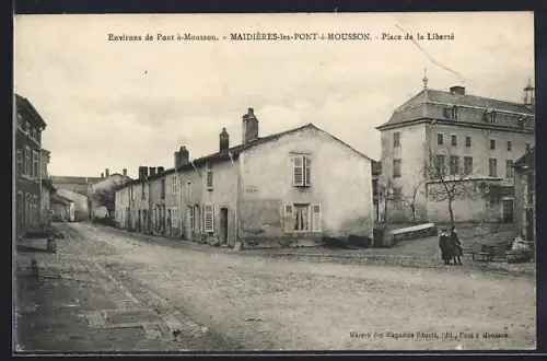 AK Maidières-les-Pont-à-Mousson, Place de la Liberté
