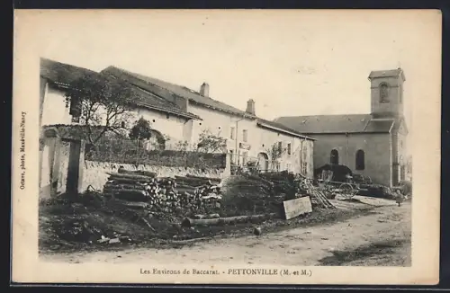 AK Pettonville /M.-et-M., Vue du village avec église et maisons rurales