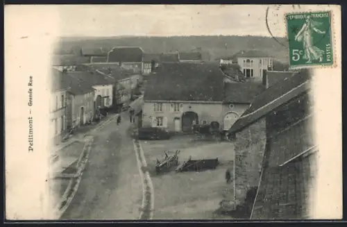 AK Petitmont, Grande Rue avec vue sur le village