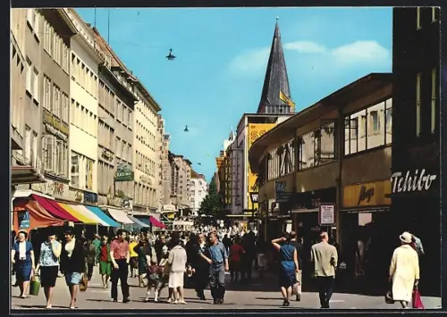 AK Kiel, Holstenstrasse, Strassenszene mit Geschäften und Passanten