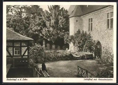 AK Biedenkopf a. d. Lahn, Schlosshof mit Heimatmuseum