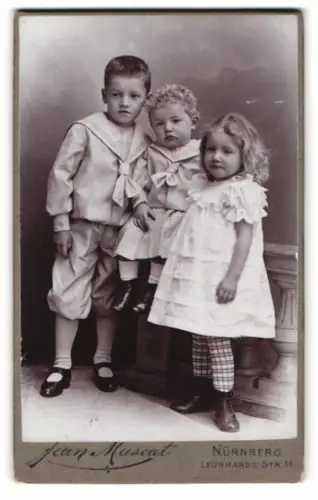 Fotografie Jean Muscat, Nürnberg, Leonhardsstrasse 1a, Konrad, Karl und Luise Wagner als Kinder