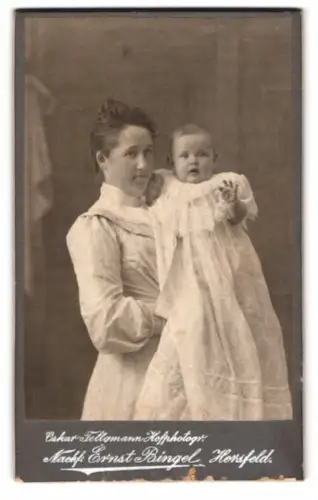 Fotografie Oskar Tellgmann, Hersfeld, Johanna Stuckhardt mit ihrer Tochter Gretchen