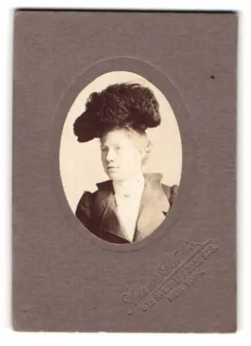 Fotografie Adams Studio, New York, 6th Ave 21st St, Julie Marthaler, geb. Wohleben