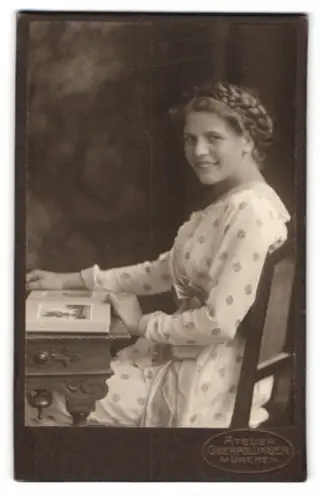 Fotografie Atelier Oberpollinger, München, Hertha im Alter von 17 Jahren