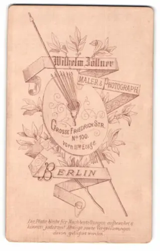 Fotografie Wilhelm Zöllner, Berlin, Grosse Friedrich Str. 100, Malpaletten mit Anschrift des Ateliers