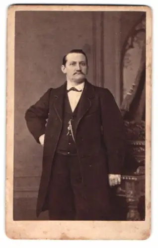 Fotografie Eduard Schultze, Heidelberg, Hauptstrasse 191, Porträt Herrn W. Reiffel