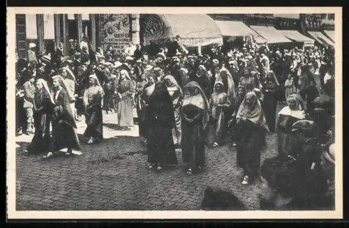 AK Bruges, Procession du St. Sang, Les Saintes Femmes le long du Chemin du Calvaire