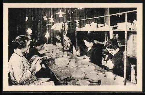 AK Limoges, Atelier de Décalque, Porzellan