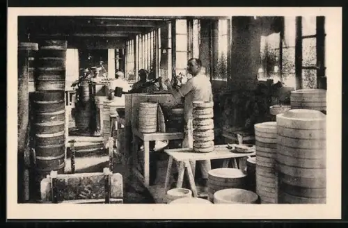 AK Limoges, Fabrication des Cazettes, Porzellan