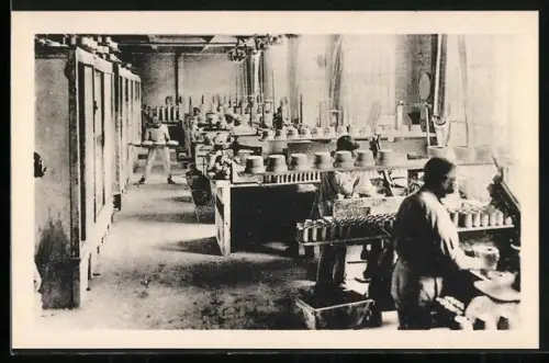 AK Limoges, Atelier de Fabrication, Porzellan