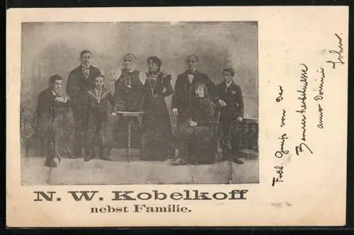 AK N. W. Kobelkoff nebst Familie