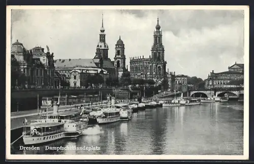 AK Dresden, Dampfschiffanlegestelle, Hofkirche, Schloss