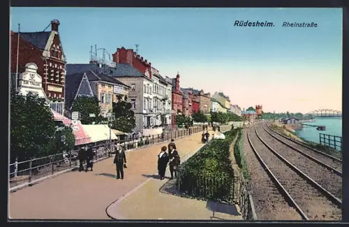 AK Rüdesheim / Rhein, Rheinstrasse, Bahngleise, Rheinpromenade