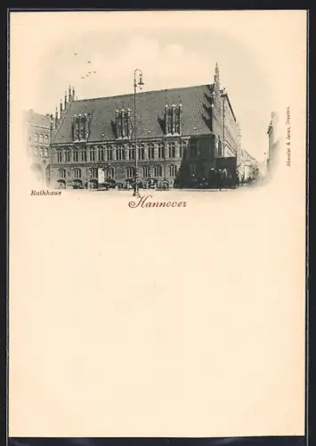 AK Hannover, Rathaus mit Strassenpartie