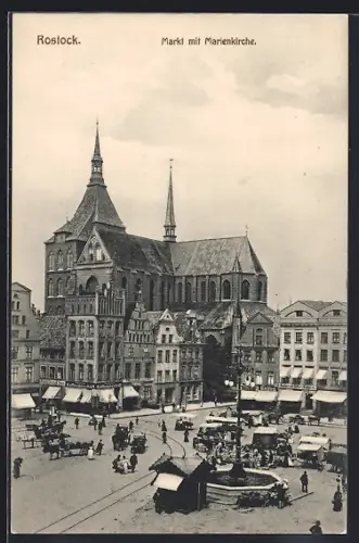AK Rostock, Markt mit Geschäften und Marienkirche
