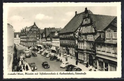 AK Hameln /Weser, Museum mit Stiftsherrenhaus, Hochzeitshaus, Osterstrasse