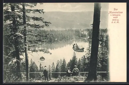 AK Mummelsee i. Schwarzwald, Blick auf den See mit Booten und Wanderern