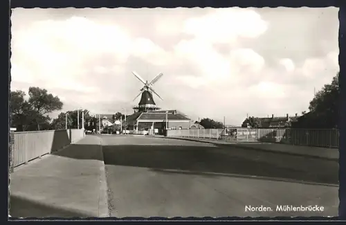 AK Norden / Ostfriesland, Mühlenbrücke, Windmühle