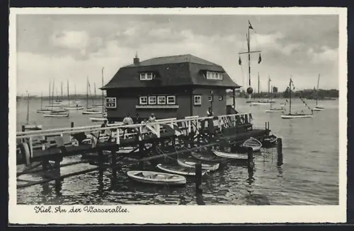 AK Kiel, An der Wasserallee, Bootshaus, Segelboote, Steg