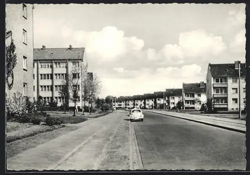 AK Pinneberg, Saarlandstrasse, Wohnhäuser, Auto Volkswagen VW Käfer