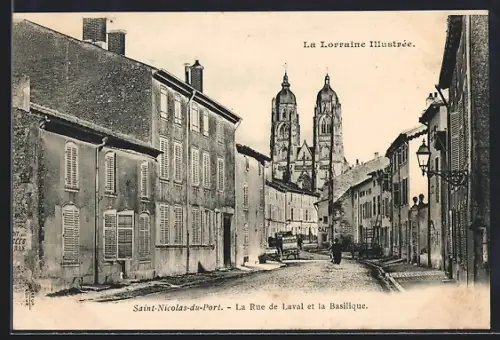 AK Saint-Nicolas-du-Port, La Rue de Laval et la Basilique