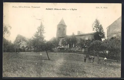AK Morey /Mthe-et-Mlle, L`Église et champs environnants