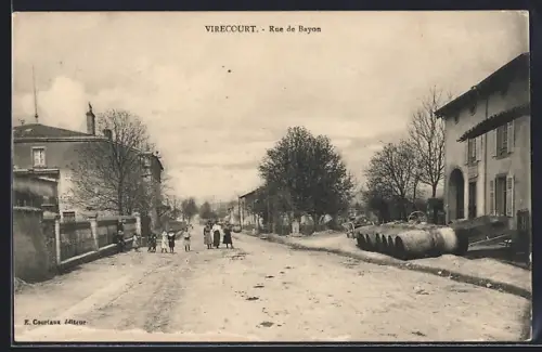 AK Virecourt, Rue de Bayon avec des enfants jouant dans la rue