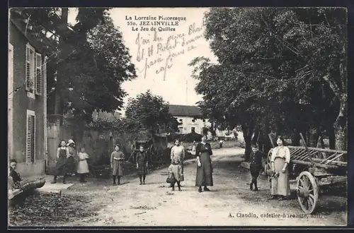 AK Jezainville, Le Jeu de Quilles avec des habitants dans la rue