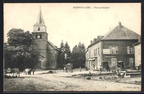 AK Norroy-le-Sec, Place principale avec église et bâtiments adjacents
