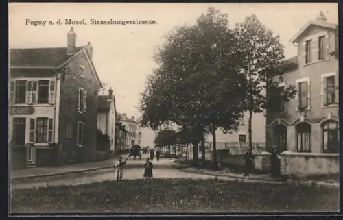 AK Pagny-sur-Moselle, Rue de Strasbourg avec enfants et calèche
