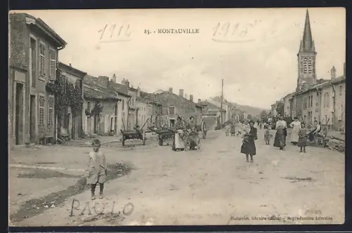 AK Montauville, Scène de rue animée avec villageois et église au fond