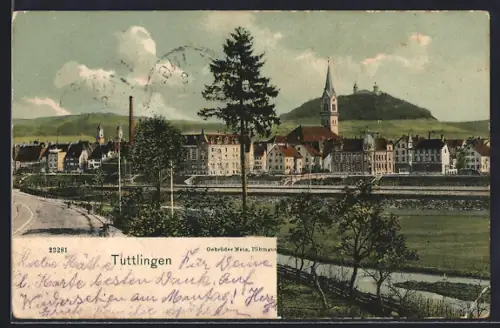 AK Tuttlingen, Stadtansicht mit Kirche und Honberg