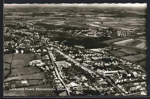 AK Preetz /Holsteinische Schweiz, Ortsansicht, Fliegeraufnahme