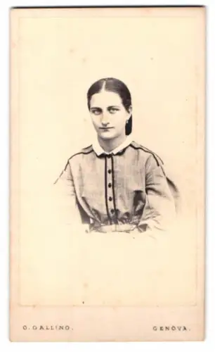 Fotografie G. Gallino, Genova, Piazza Acqua Verde 10, Portrait einer jungen Frau
