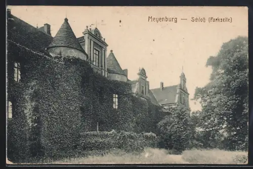 AK Meyenburg / Prignitz, Schloss von der Parkseite aus