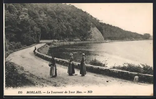 AK Morlaix, Le tournant de Tour Mao avec des promeneurs au bord de l`eau