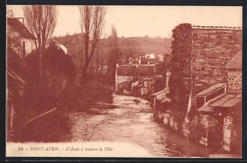 AK Pont-Aven, L`Aven à travers la Ville