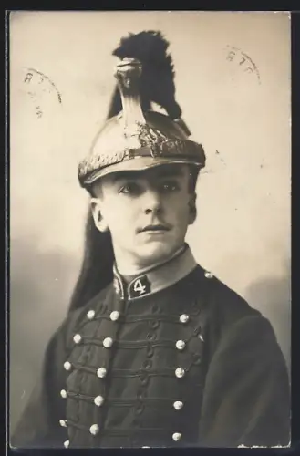AK Kürassier in Uniform mit Kürassierhelm