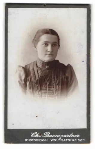 Fotografie Chr. Baumgartner, Wolfratshausen, Untermarkt 248, Porträt einer Dame