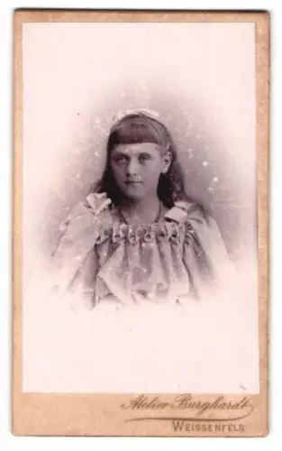 Fotografie Atelier Burghardt, Weissenfels, Porträt eines jungen Mädchens