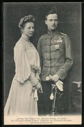 AK Herzog Carl Eduard in Uniform und Herzogin Victoria Adelheld von Sachsen-Coburg-Gotha