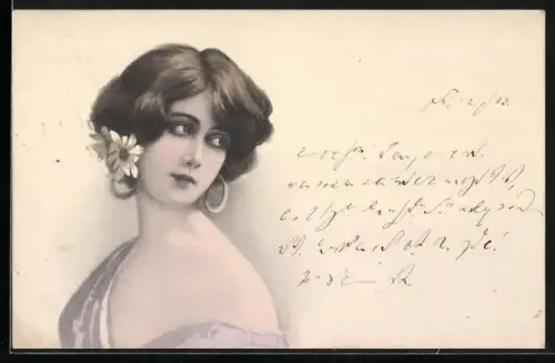 AK Attraktive junge Frau mit grossen Ohhringen und Blüten im Haar, Jugendstil