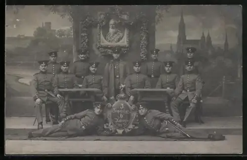 Foto-AK Soldaten der Infanterie in Uniform, 3. Korporalsch. 6. Komp. 1908-10